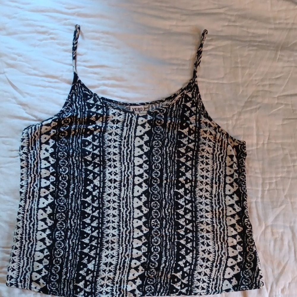 Black and White Patterned Women's Top